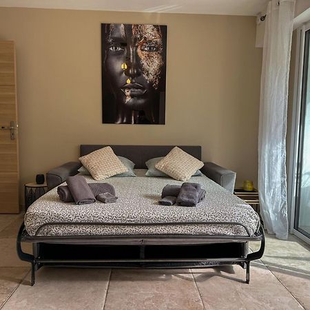 Cosy Madrid, Appartement Proche De La Mer Cannes Bagian luar foto