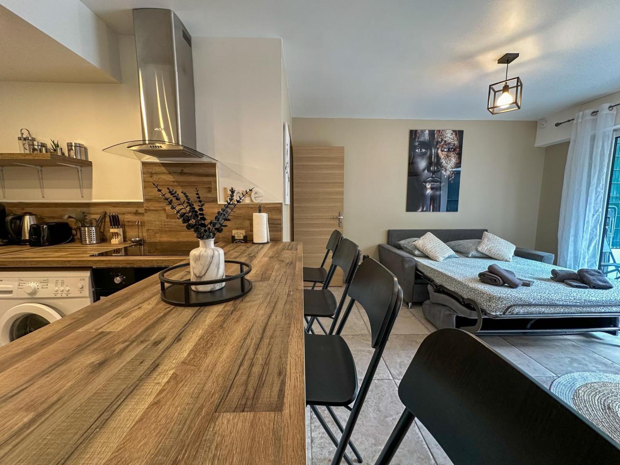 Cosy Madrid, Appartement Proche De La Mer Cannes Bagian luar foto